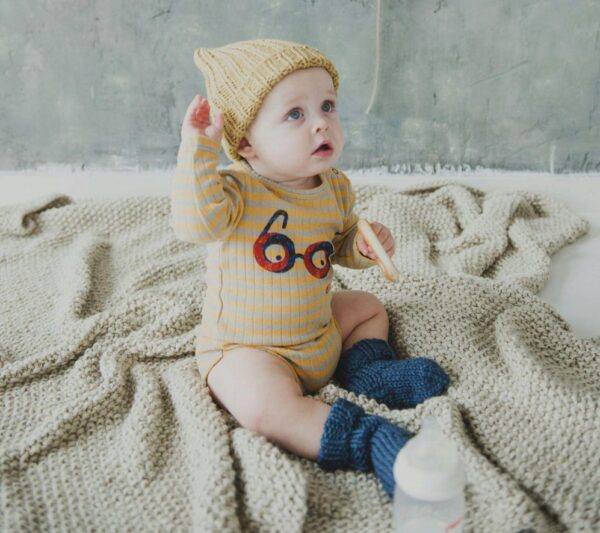 The Perfect Wooden High Chair for Summer Adventures